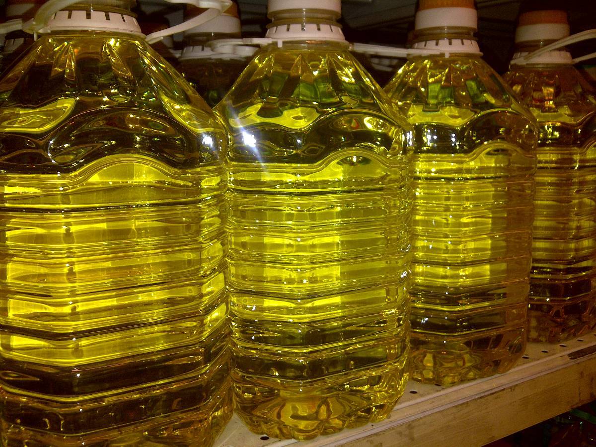 Растительное масло на складе