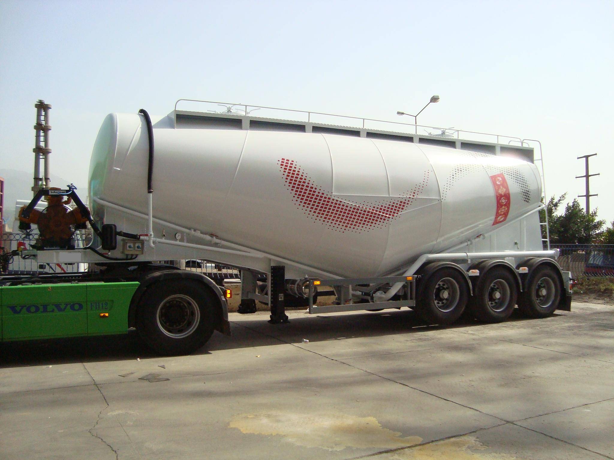 Cement Silo Truck Manufacturer, Supplier & Exporter - ecplaza.net