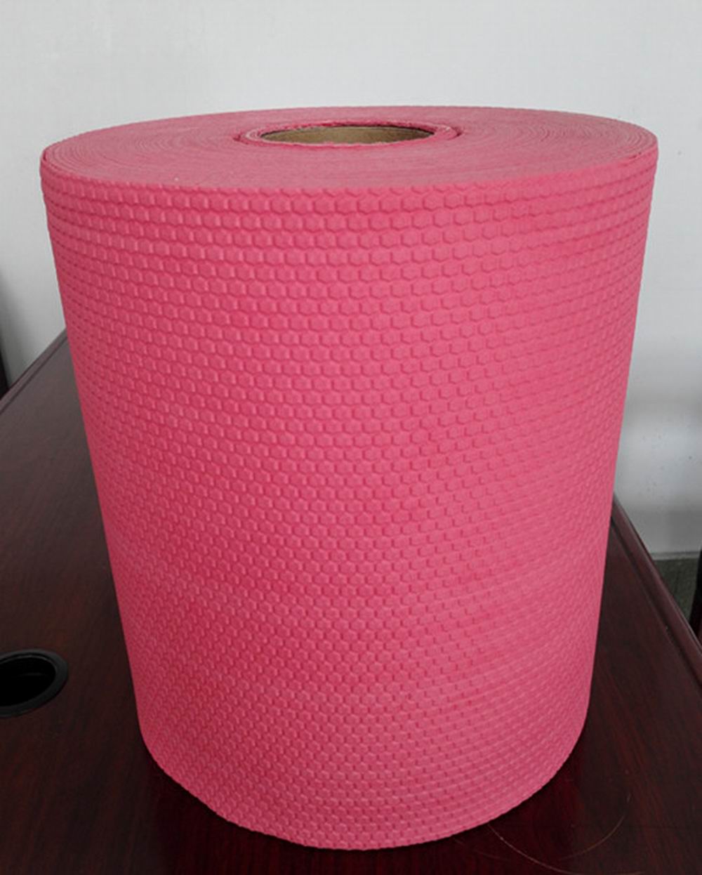 Red Embossed Hexagonal Spunbonded Wood Pulp Spunlace Nonwoven Fabric ...
