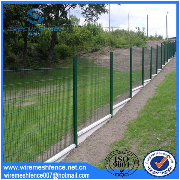 Welded Wire Mesh Fence And Peach Pillar - Heibei Secure Net Fence ...