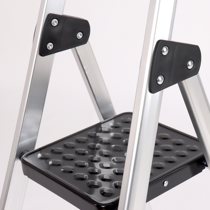 Aluminum Household Ladder - Guangdong Wireking Household Products CO.,Ltd