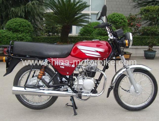 boxer bajaj 100