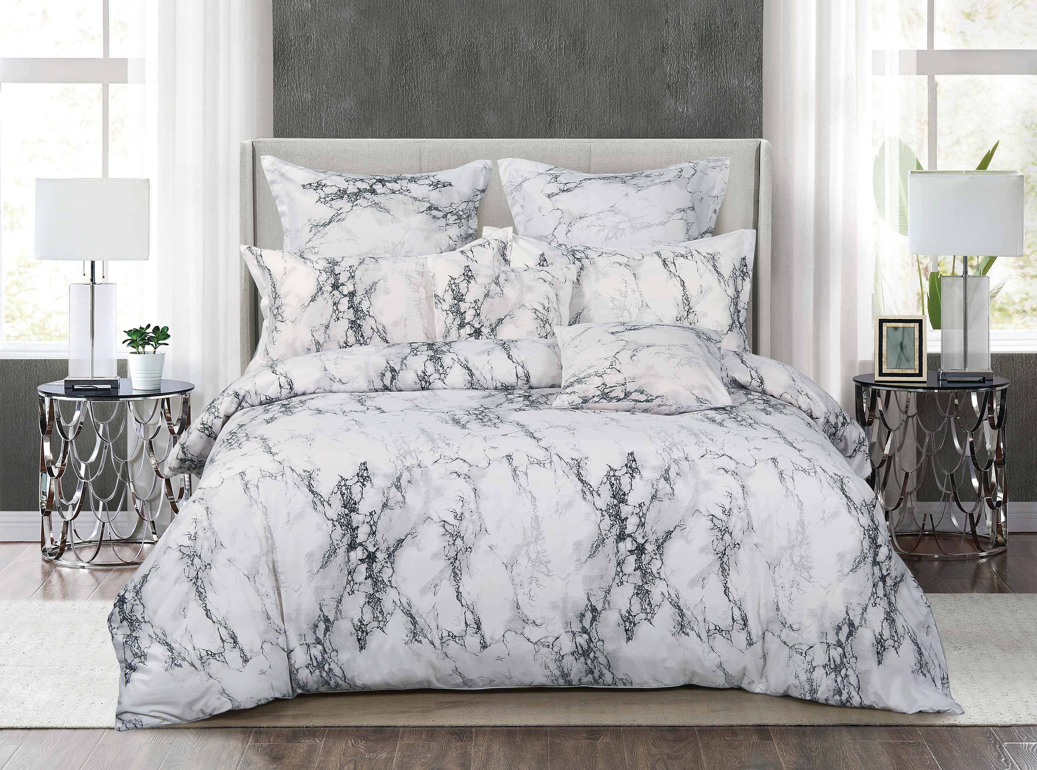 Black And White Luxury Bedding | semashow.com