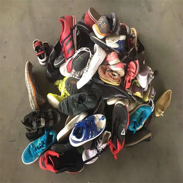 2nd hand soccer boots for sale