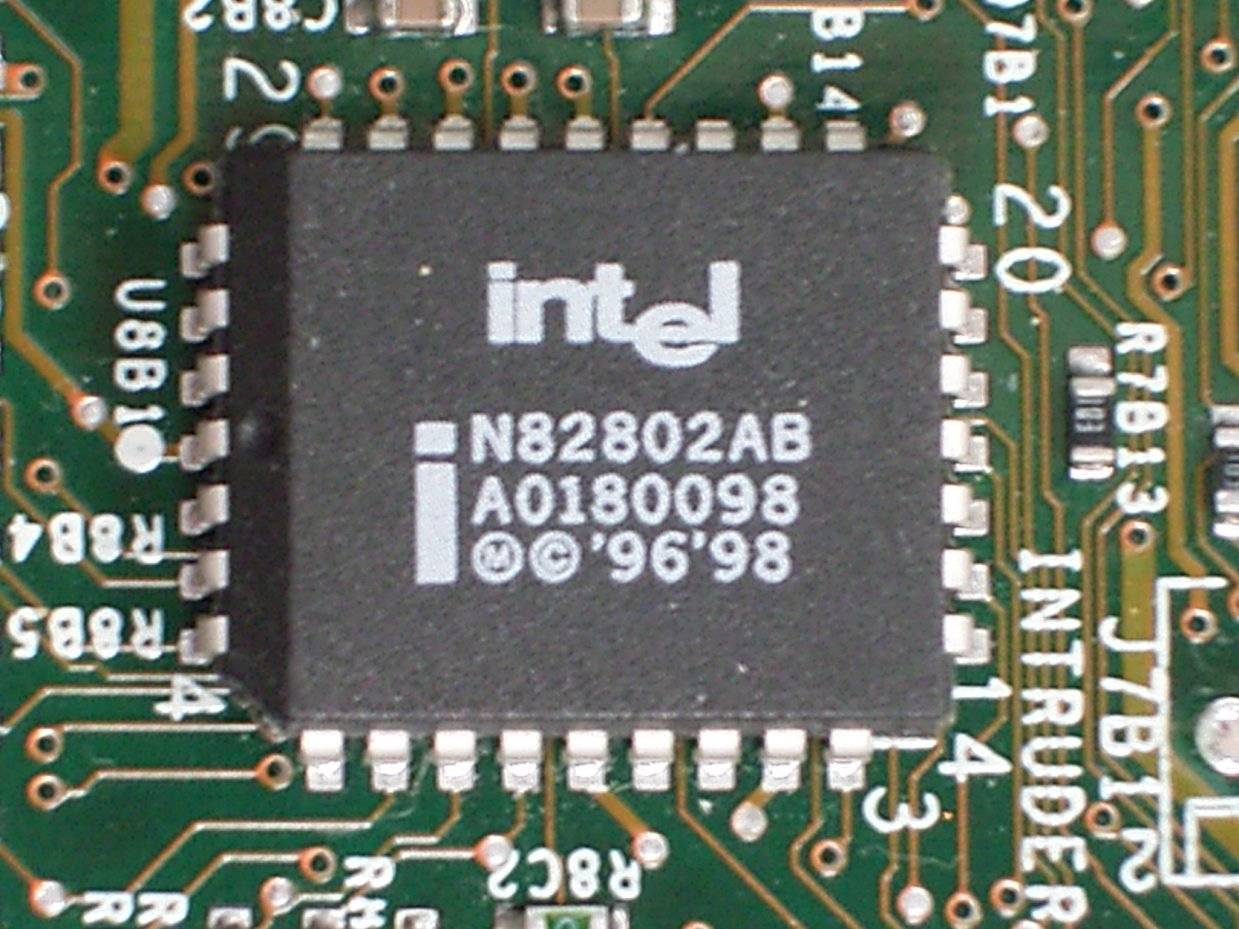 Интел система. Чипсета 3д чипс. Intel 82802. Arc32 Intel. 5 Input 3d Chip.