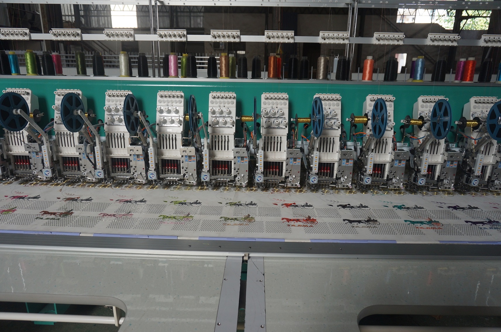 Flat+Cording+Sequins Embroidery Machine - Zhuji Wenxuan Machines ...