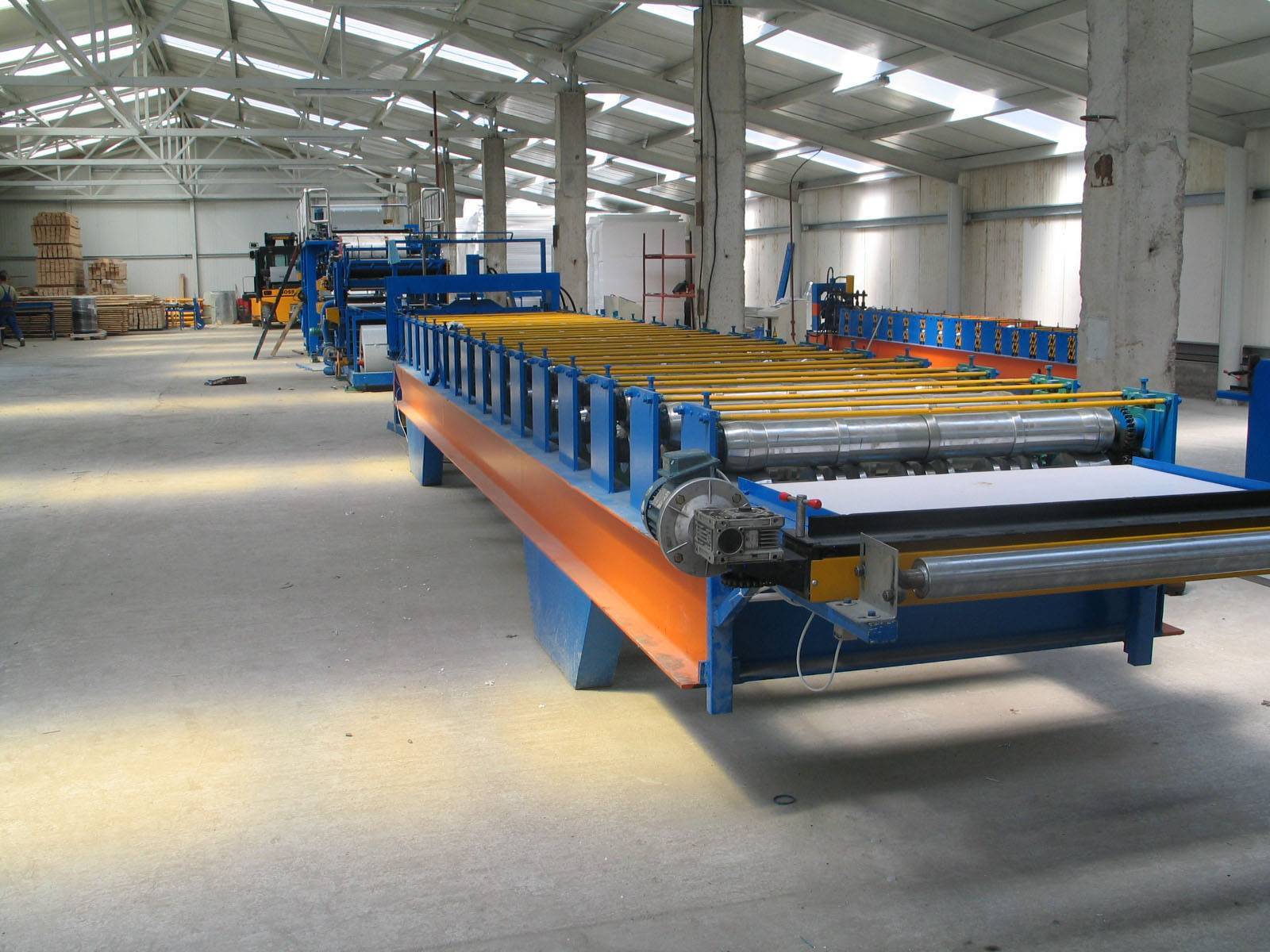 Sandwich Panel Production Line - HiSuccess International - ecplaza.net