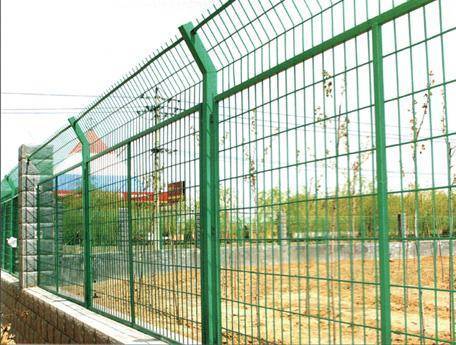 Wire Mesh Fence - Anping Hongchaoda Metal Products Co.,ltd - ecplaza.net